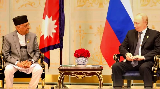 KP Oli (2)