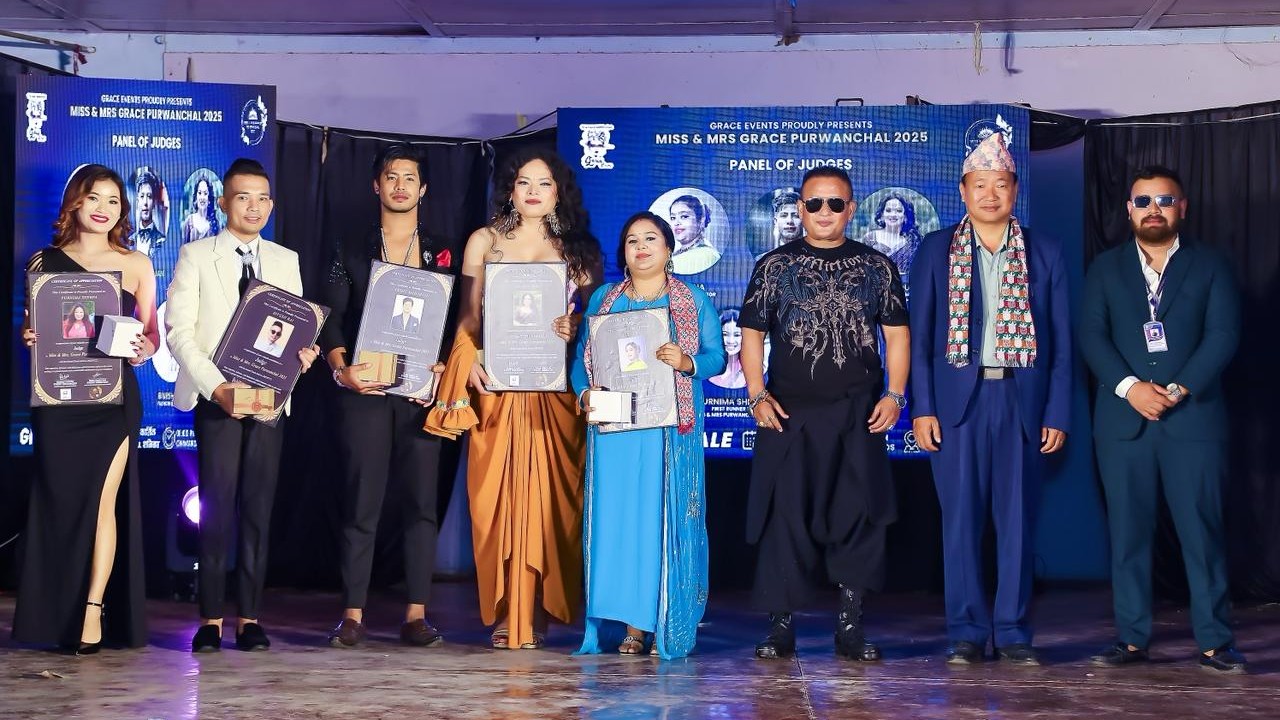 Miss and Misses Grace Purwanchal 2025 (6)