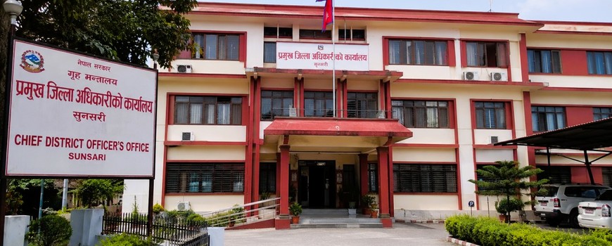 देशभरका निर्माण व्यवसायी आन्दोलित, सरकारी कार्यालयमा धर्ना र घेराऊ